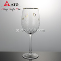 Copos de goble de champanhe com copos de vinho transparentes